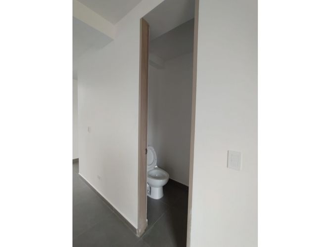 Casa de 5 alcobas en venta en Las Mercedes, Jamundí, 270 m² · foto 5 de 24