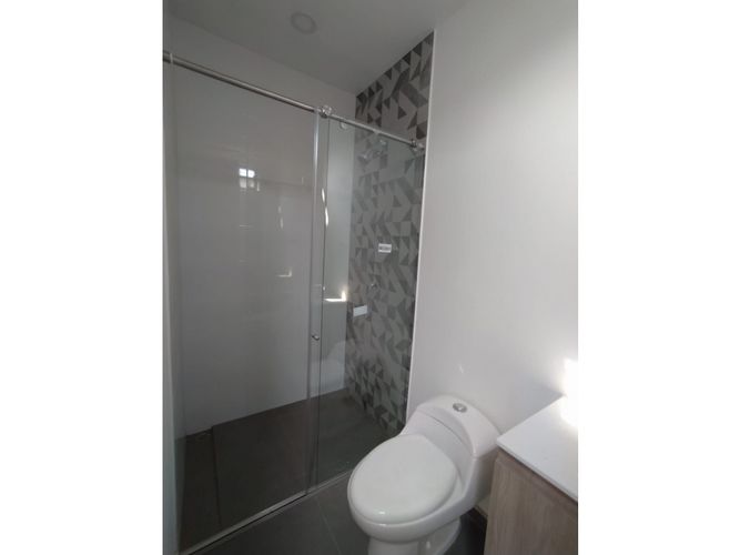 Casa de 5 alcobas en venta en Las Mercedes, Jamundí, 270 m² · foto 8 de 24