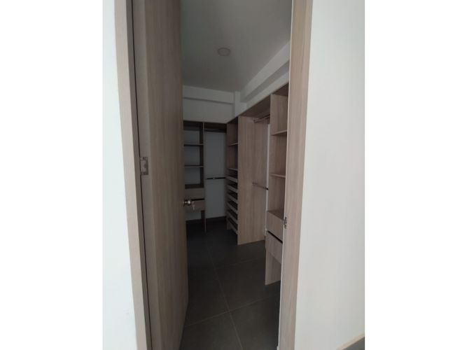 Casa de 5 alcobas en venta en Las Mercedes, Jamundí, 270 m² · foto 9 de 24