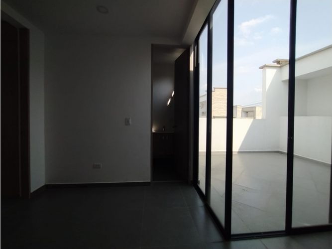 Casa de 5 alcobas en venta en Las Mercedes, Jamundí, 270 m² · foto 10 de 24