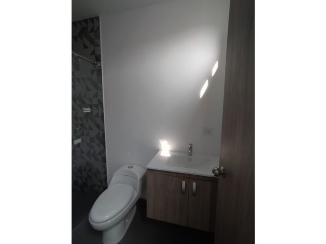 Casa de 5 alcobas en venta en Las Mercedes, Jamundí, 270 m² · foto 12 de 24