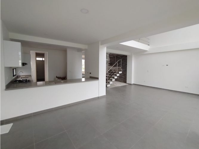 Casa de 5 alcobas en venta en Las Mercedes, Jamundí, 270 m² · foto 15 de 24