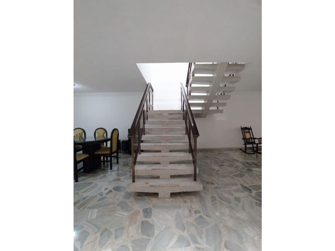 Casa de 5 alcobas en venta en El Gran Limonar Cataya, Cali, 600 m² · foto 9 de 24