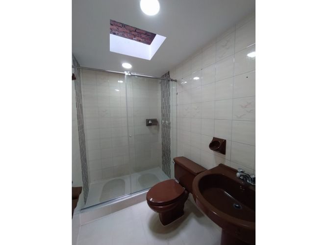Casa de 5 alcobas en venta en El Gran Limonar Cataya, Cali, 600 m² · foto 17 de 24