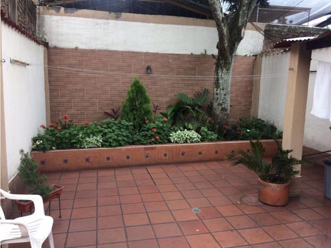 Casa de 4 alcobas en venta en Barrio Nuevo, Palmira, 252 m² · foto 8 de 12