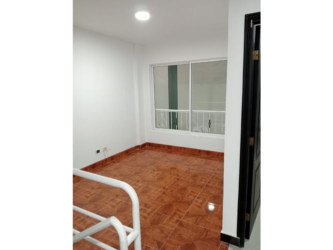 Casa de 5 alcobas en venta en Valle Del Lili, Cali, 330 m² · foto 7 de 20