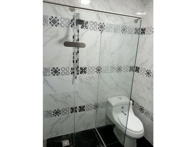 Casa de 5 alcobas en venta en Valle Del Lili, Cali, 330 m² · foto 18 de 20