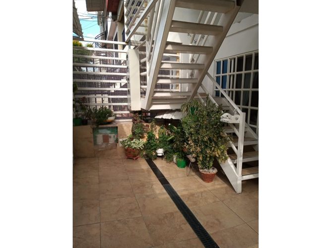 Casa de 5 alcobas en venta en San Luis, Cali, 357 m² · foto 3 de 21
