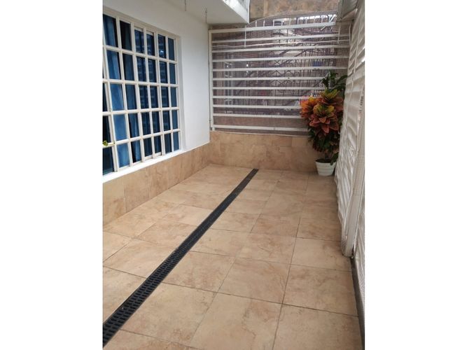 Casa de 5 alcobas en venta en San Luis, Cali, 357 m² · foto 4 de 21