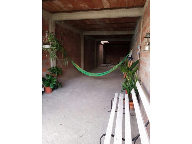 Casa de 5 alcobas en venta en San Luis, Cali, 357 m² · foto 15 de 21