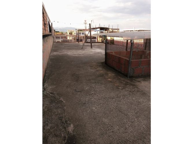 Casa de 5 alcobas en venta en San Luis, Cali, 357 m² · foto 19 de 21