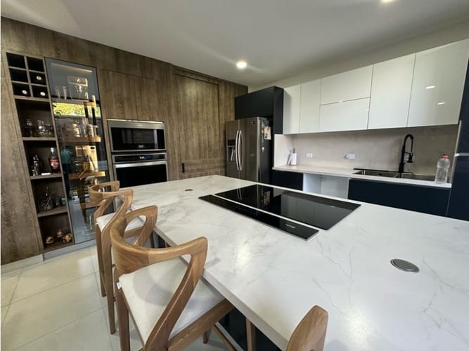 Casa de 4 alcobas en venta en Panamericano, Jamundí, 238 m² · foto 6 de 24