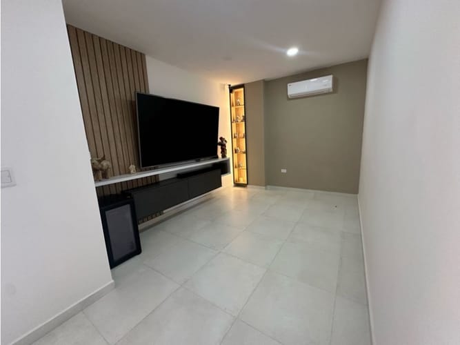 Casa de 4 alcobas en venta en Panamericano, Jamundí, 238 m² · foto 10 de 24