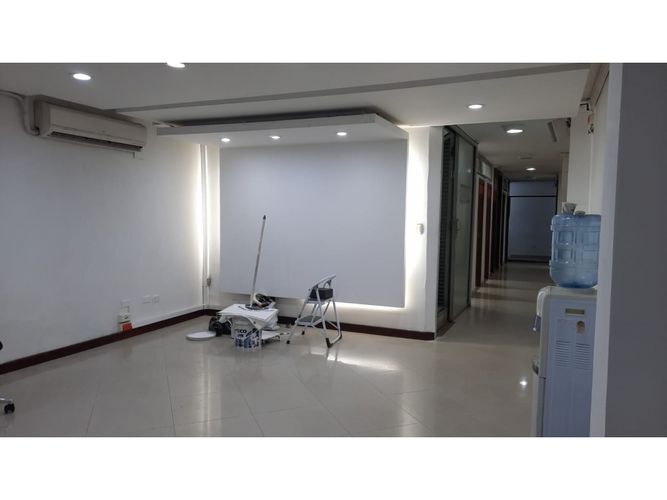 Edificio en venta en San Vicente, Cali, 713 m² · foto 6 de 24