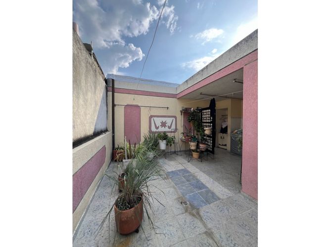 Casa de 6 alcobas en venta en Caney, Cali, 275 m² · foto 9 de 10