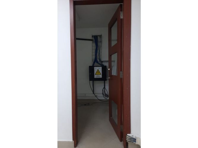 Edificio en venta en San Vicente, Cali, 713 m² · foto 11 de 24