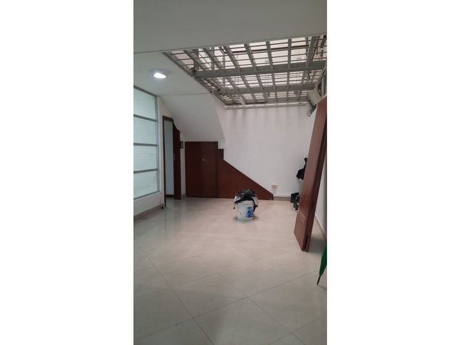 Edificio en venta en San Vicente, Cali, 713 m² · foto 13 de 24