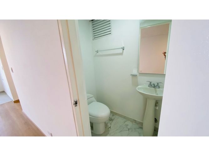 Apartamento de 2 alcobas en venta en Santa Rosa, Cali, 80 m² · foto 2 de 18