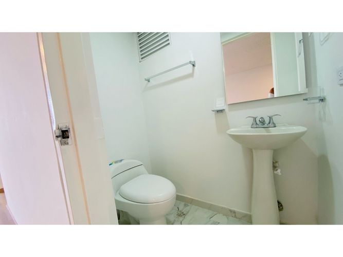 Apartamento de 2 alcobas en venta en Santa Rosa, Cali, 80 m² · foto 4 de 18
