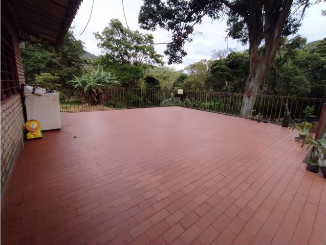 Casa de 4 alcobas en venta en Zona Industrial, Yumbo, 120 m² · foto 10 de 24