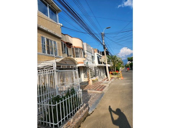 Casa de 5 alcobas en venta en La Palmirana, Palmira, 280 m² · foto 2 de 24