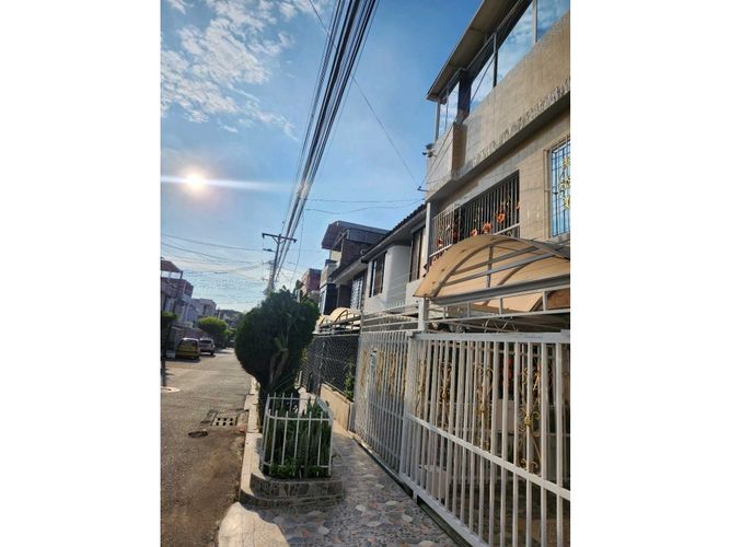 Casa de 5 alcobas en venta en La Palmirana, Palmira, 280 m² · foto 3 de 24