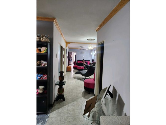 Casa de 5 alcobas en venta en La Palmirana, Palmira, 280 m² · foto 23 de 24
