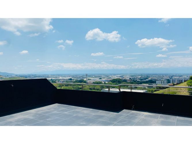 Apartamento de 5 alcobas en venta en Menga, Cali, 257 m² · foto 4 de 24