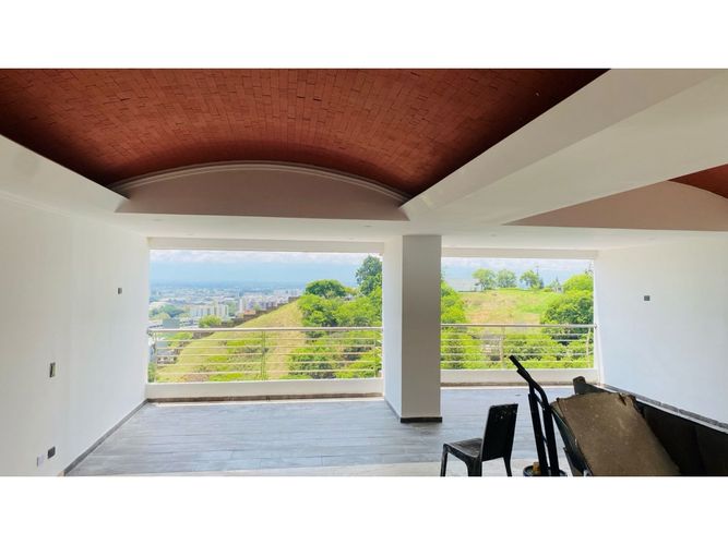 Apartamento de 5 alcobas en venta en Menga, Cali, 257 m² · foto 11 de 24