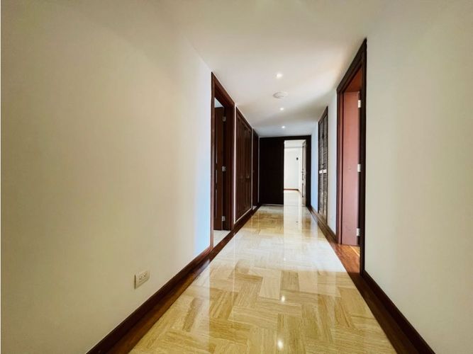 Apartamento de 4 alcobas en venta en Aguacatal, Cali, 360 m² · foto 12 de 22