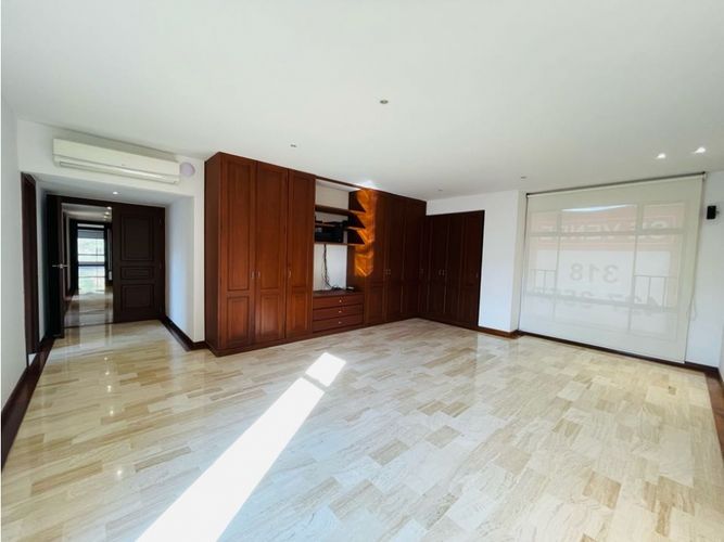 Apartamento de 4 alcobas en venta en Aguacatal, Cali, 360 m² · foto 21 de 22