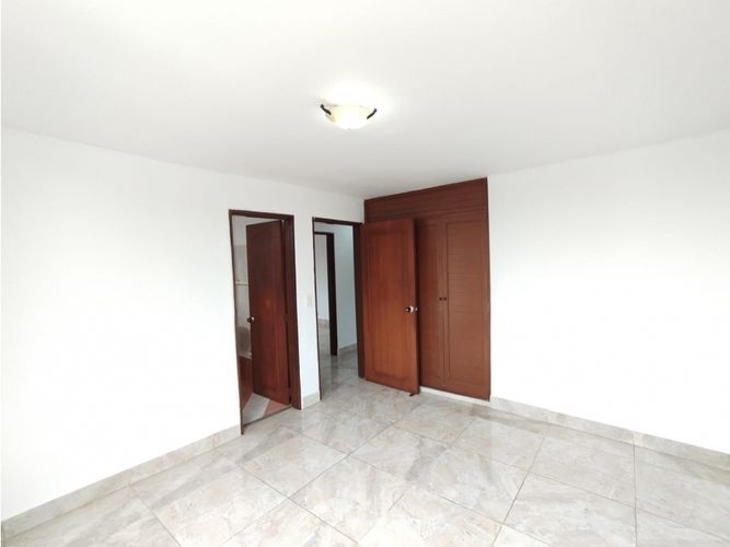 Apartamento de 3 alcobas en venta en Santa Anita, Cali, 112 m² · foto 5 de 18