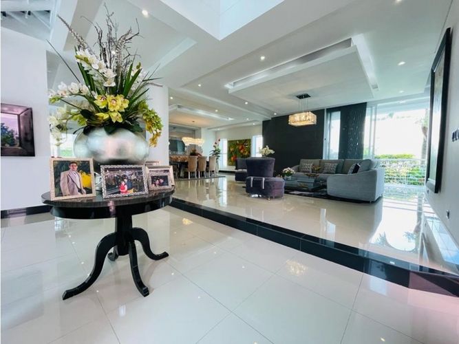 Casa de 3 alcobas en venta en Pance, Cali, 800 m² · foto 3 de 18