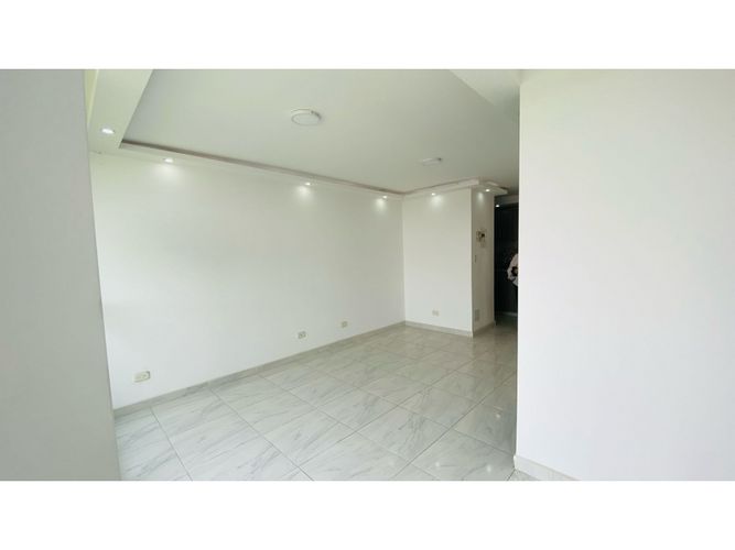 Apartamento de 2 alcobas en venta en Cachipay, Cali, 61 m² · foto 2 de 13