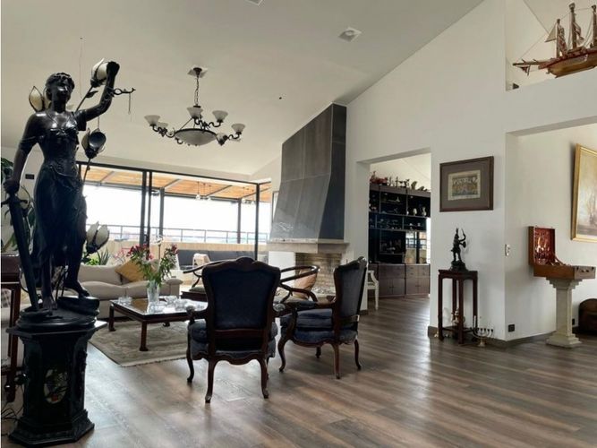 Apartamento de 5 alcobas en venta en Country Club, Bogotá, 360 m² · foto 4 de 24