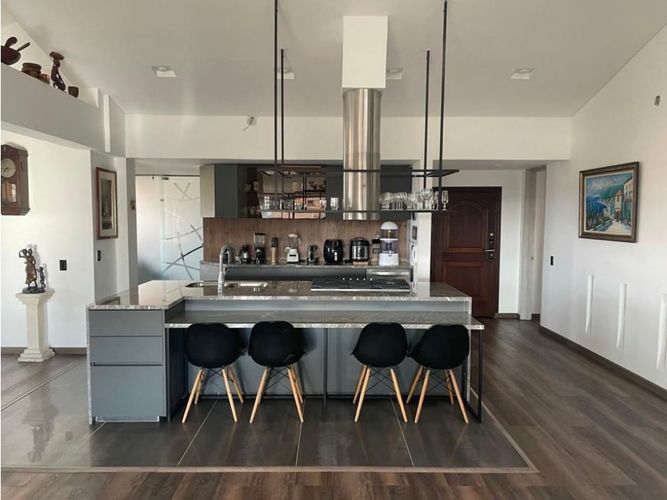 Apartamento de 5 alcobas en venta en Country Club, Bogotá, 360 m² · foto 7 de 24