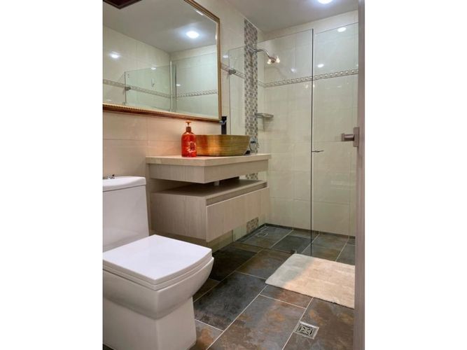 Apartamento de 5 alcobas en venta en Country Club, Bogotá, 360 m² · foto 18 de 24