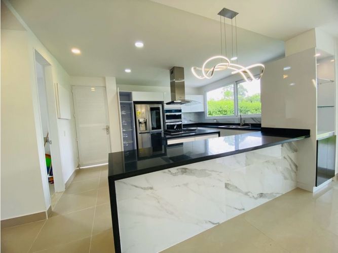 Casa de 6 alcobas en venta en La Graciela, Armenia, 597 m² · foto 5 de 24