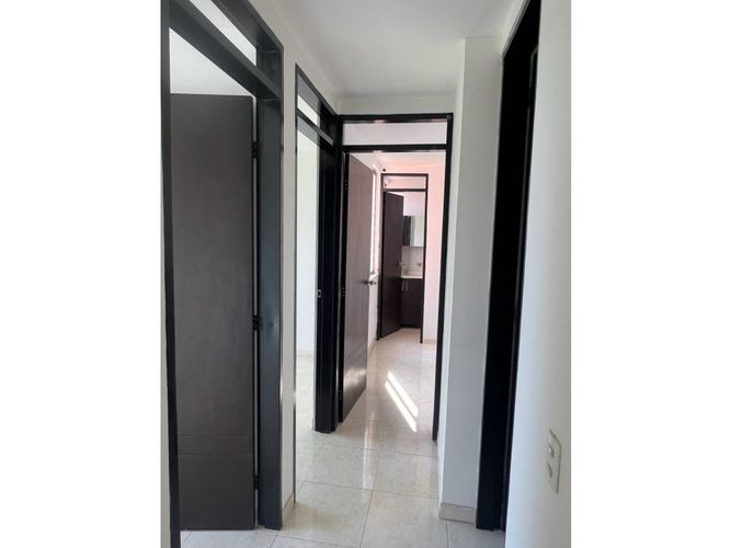Apartamento de 3 alcobas en venta en Belalcazar, Jamundí, 58 m² · foto 4 de 8