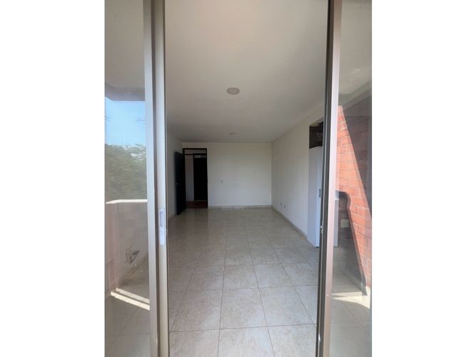 Apartamento de 3 alcobas en venta en Belalcazar, Jamundí, 58 m² · foto 7 de 8