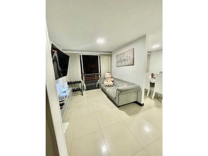 Apartamento de 4 alcobas en venta en El Ingenio, Cali, 126 m² · foto 3 de 13