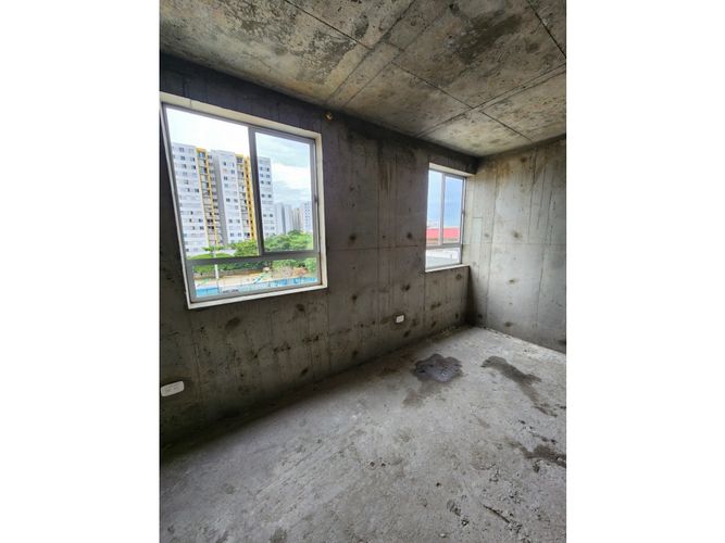 Apartamento de 2 alcobas en venta en Los Guayacanes, Cali, 58 m² · foto 8 de 15