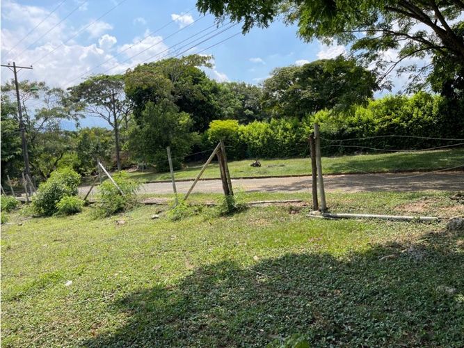 Lote en venta en Pance, Cali, 1652 m² · foto 3 de 5