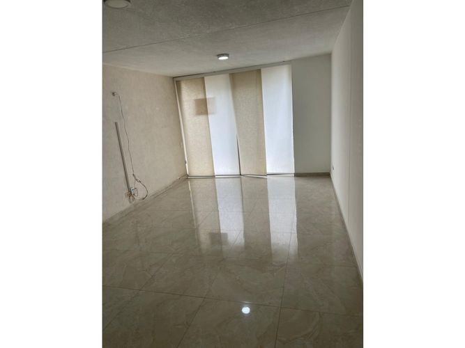 Apartamento de 3 alcobas en venta en Ciudadela Comfandi, Cali, 76 m² · foto 3 de 11