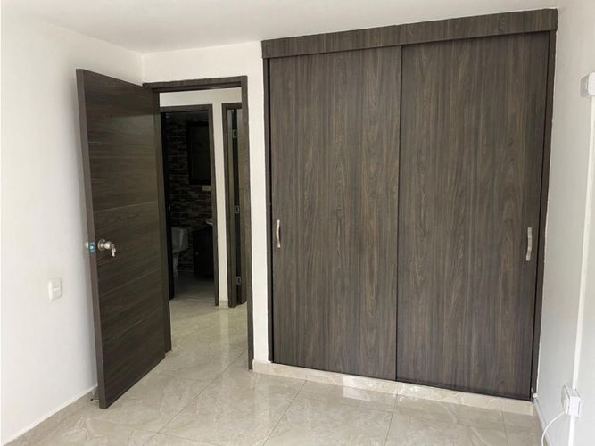 Apartamento de 3 alcobas en venta en Ciudadela Comfandi, Cali, 76 m² · foto 4 de 11