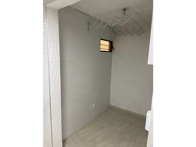 Apartamento de 3 alcobas en venta en Ciudadela Comfandi, Cali, 76 m² · foto 9 de 11