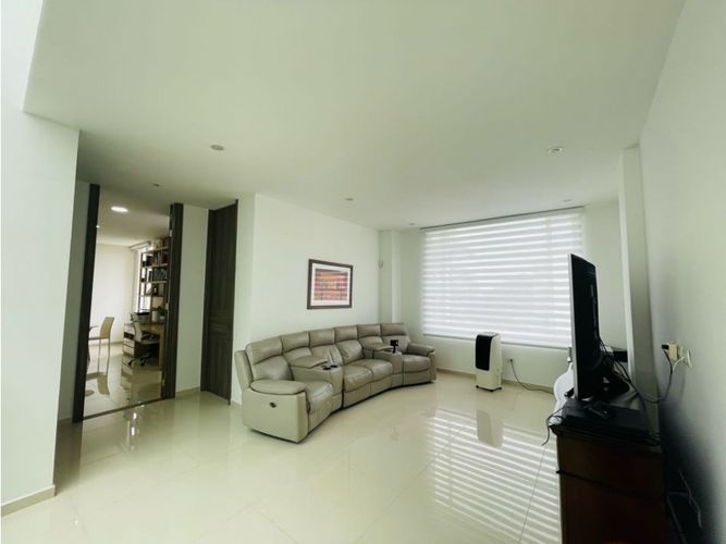 Casa de 5 alcobas en venta en Pance, Cali, 650 m² · foto 10 de 24
