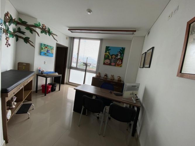 Consultorio en venta en Camino Real - Los Fundadores, Cali, 32 m² · foto 2 de 13