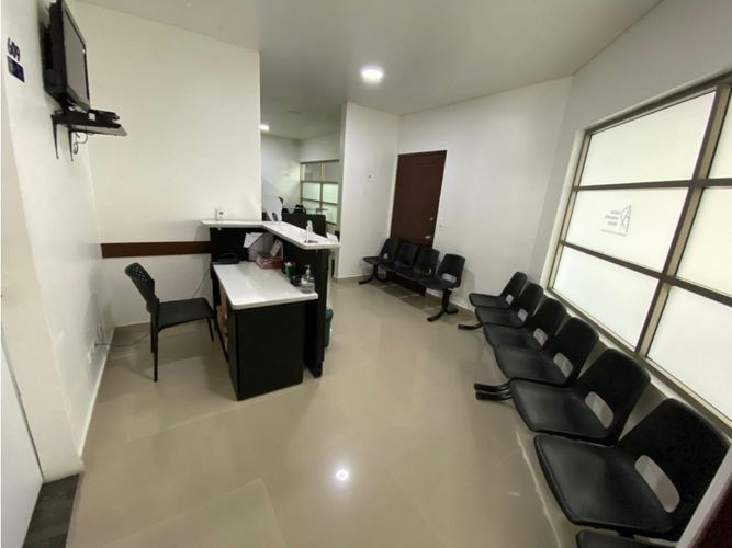 Consultorio en venta en Camino Real - Los Fundadores, Cali, 32 m² · foto 11 de 13