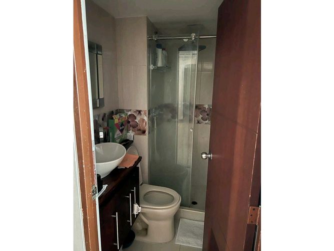 Apartamento de 3 alcobas en venta en Napoles, Cali, 65 m² · foto 3 de 6